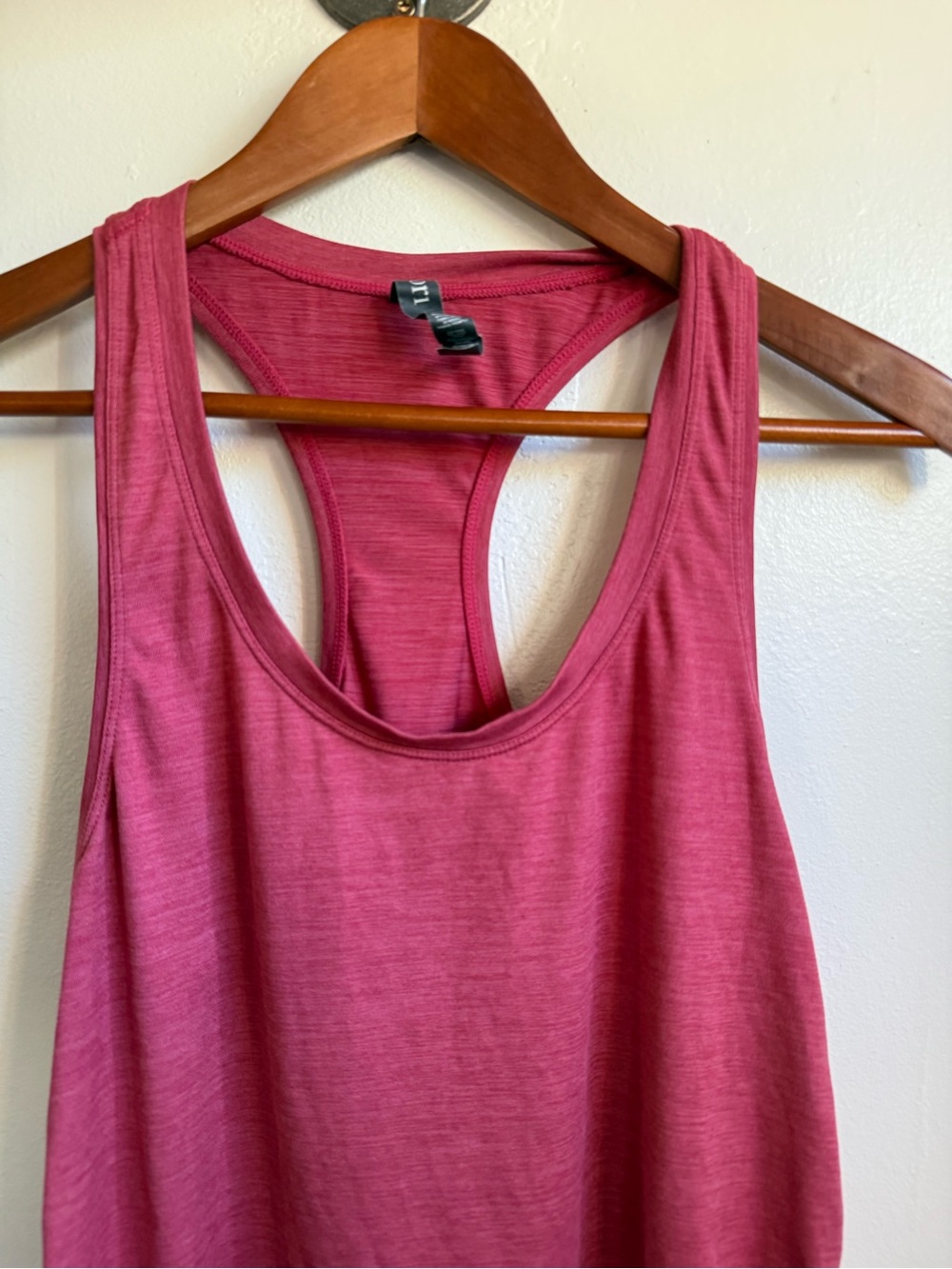 Vuori Lux Performance Racerback Tank - Picture 2 of 7